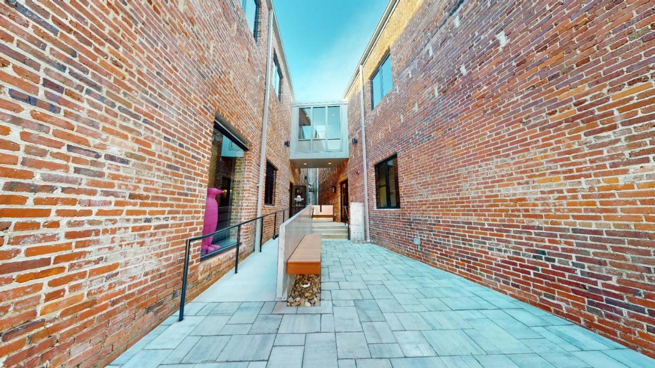 Vantage Art Flats Aparthotel Danville Εξωτερικό φωτογραφία